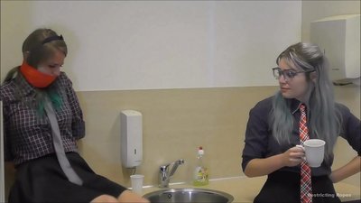 porn ທີ່ກ່ຽວຂ້ອງ